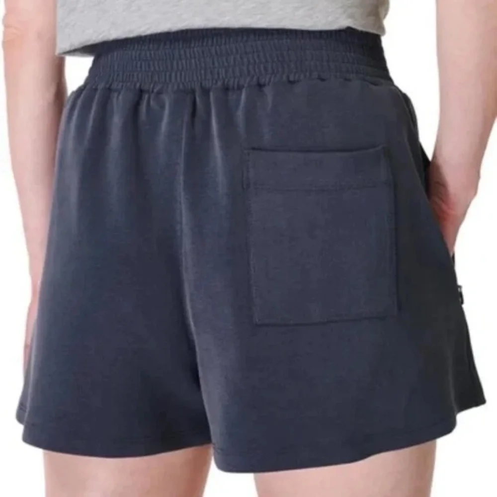 Sweaty Betty Sand Wash Cloud Weight Shorts NWT - Picture 3 of 9